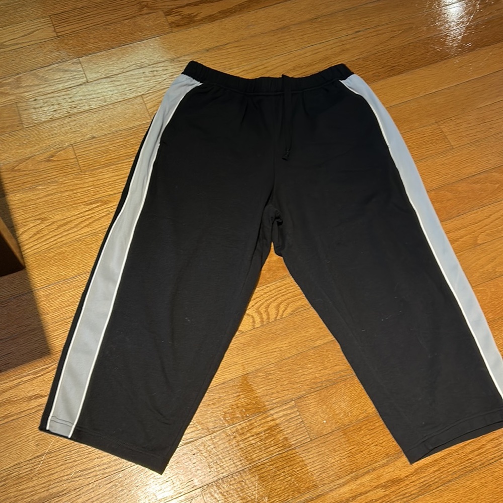 🫶🏼NWT- JMS just my size women warm-up suit, size 1X with cropped pants - Picture 4 of 12
